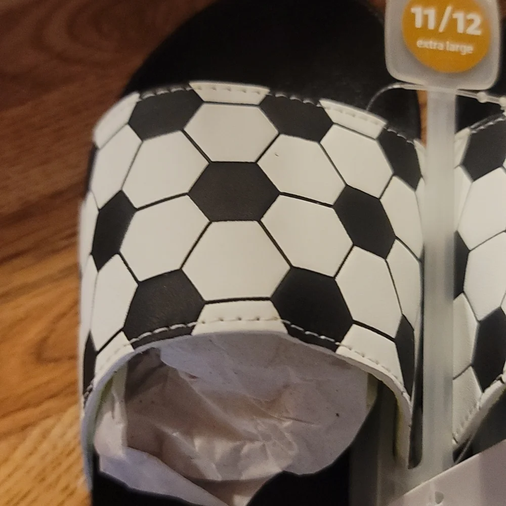 CARTER'S TODDLER OLIVER SLIDE SANDALS: SOCCER: BLACK/WHITE: NWT:SZ XL (11/12)